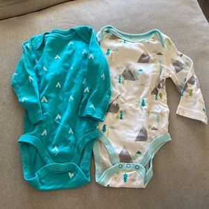 0-3 month long sleeve onesie